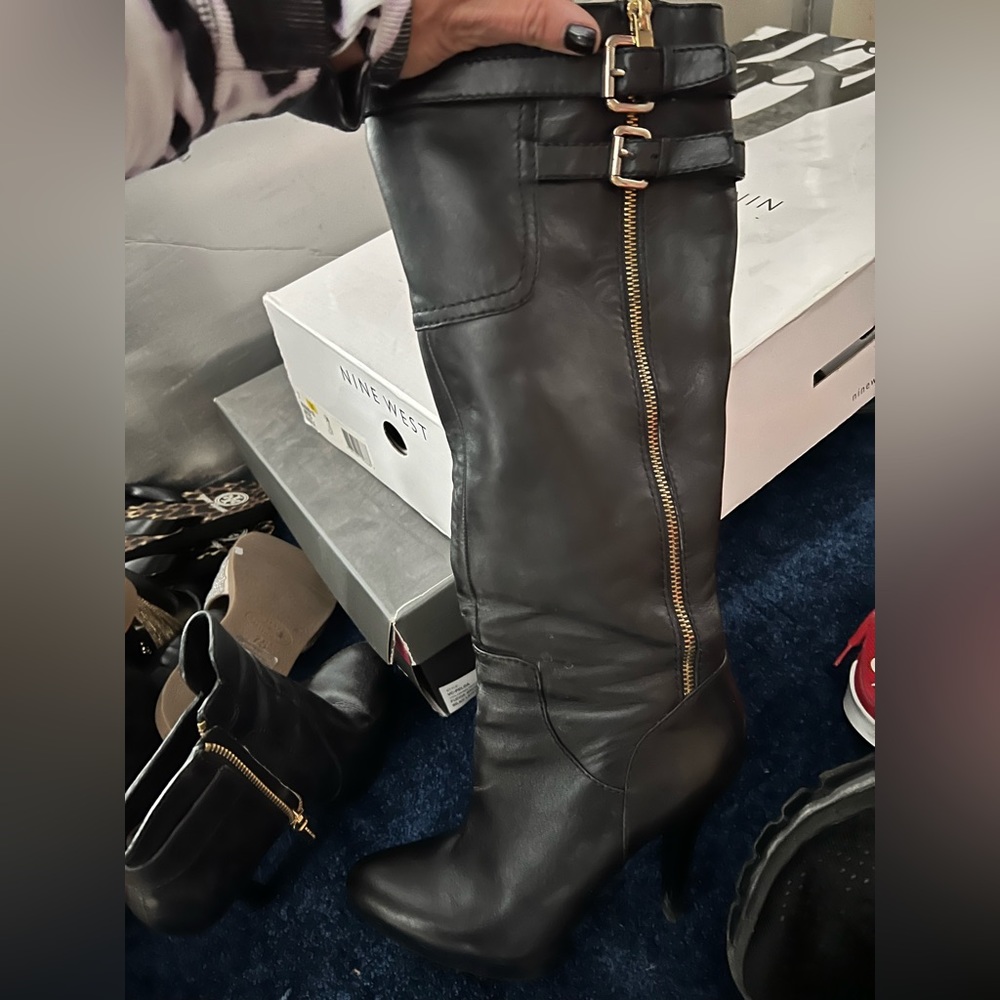 Nine West heel black boots
